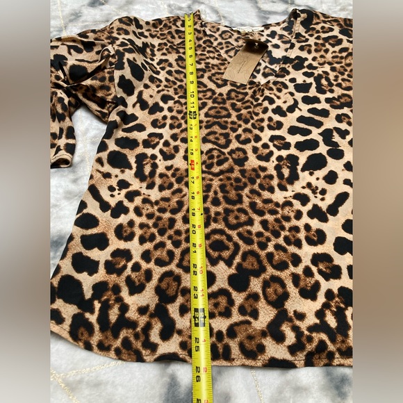 By Together Leopard Top - Picture 6 of 7